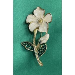 White Enamel Flower Brooch Pin Gold Tone Green Leaves Floral Costume Jewelry